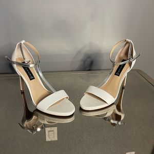 Steven Madden 6 inch white with silver open toe heel